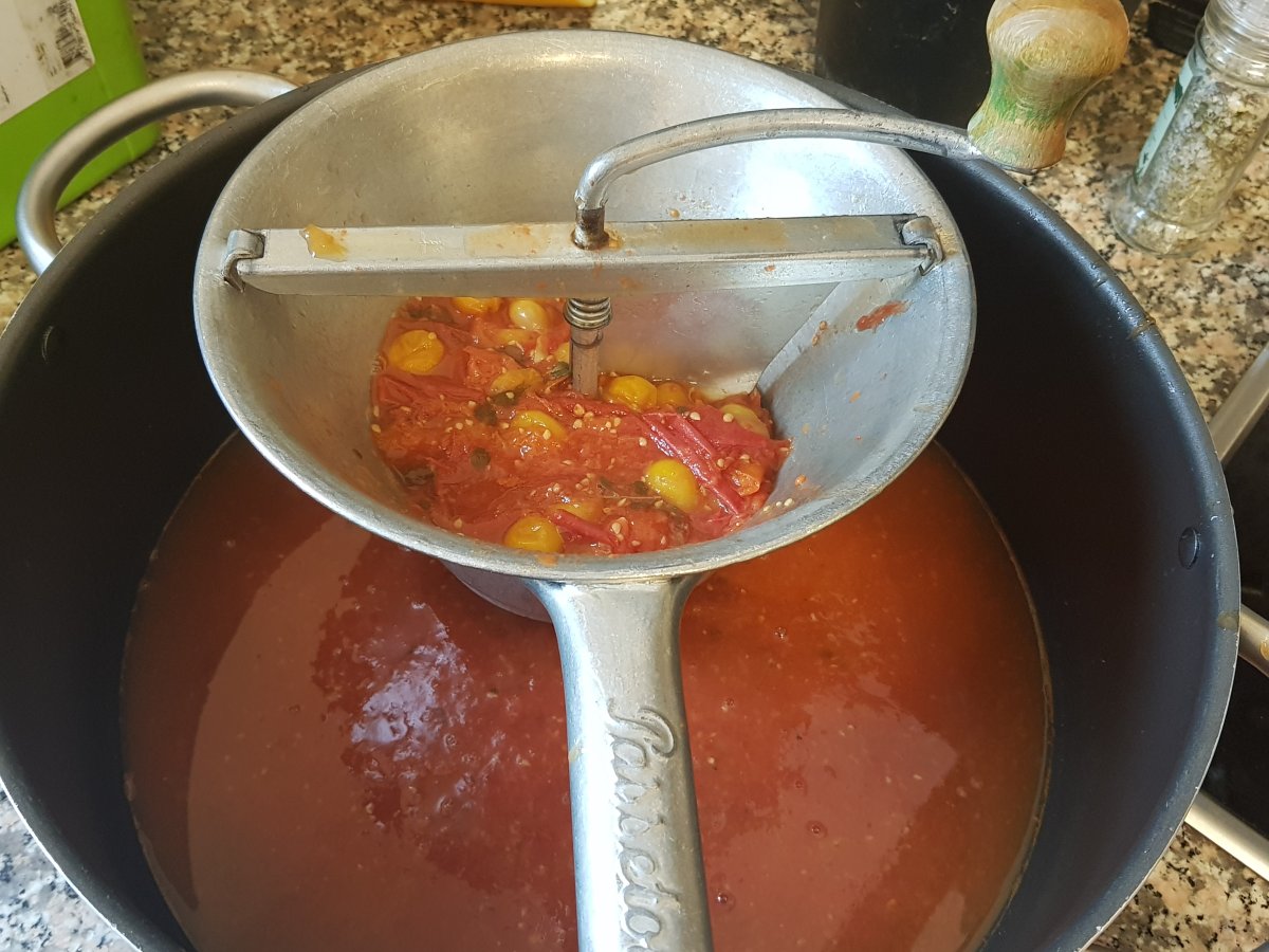 Durch das Passe-Vite zurück in den grossen Topf